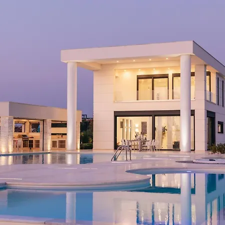 Koucla Chalkidiki Villa *
